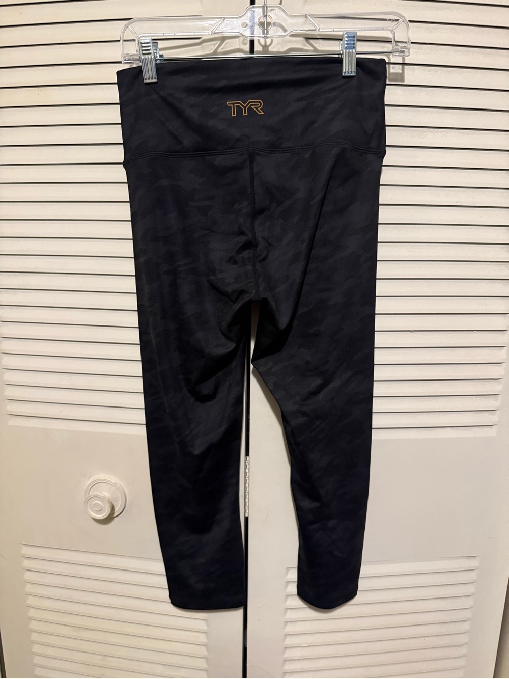 TYR leggings - Picture 2 of 2
